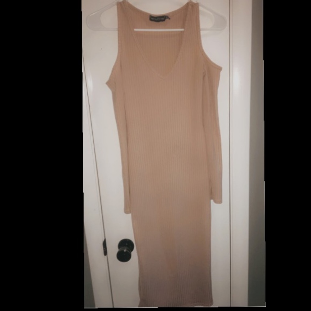 Bodycon nude long sleeve v neck dress